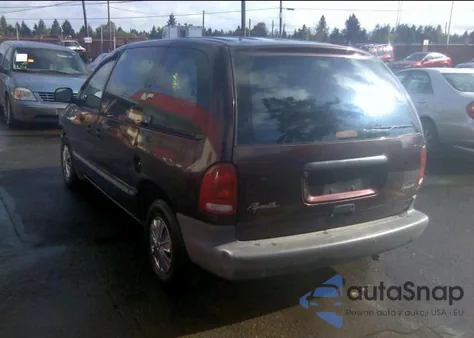 1997 Plymouth Voyager из США, поврежденный, VIN 2P4FP25B5VR181794